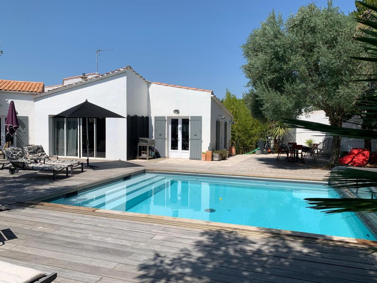 Holiday home La Passerelle Grande Maison Avec Piscine Chauffee Rivedoux-Plage